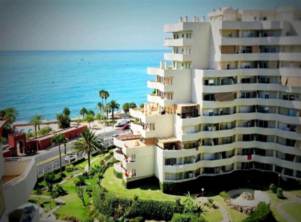Appartment Totally Upgraded At Benal Beach Benalmádena Εξωτερικό φωτογραφία